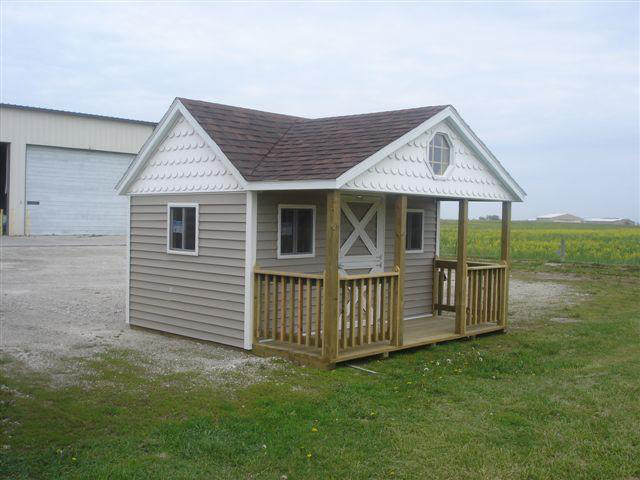 8×12-custom-playhouse-4ft-porch